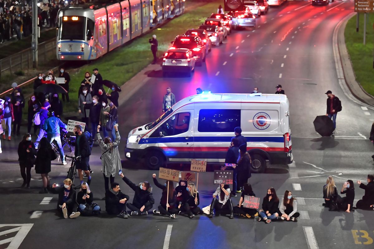 Strajk kobiet we Wrocławiu. Po godz. 16 paraliż miasta. Będzie "Bella Ciao" po polsku