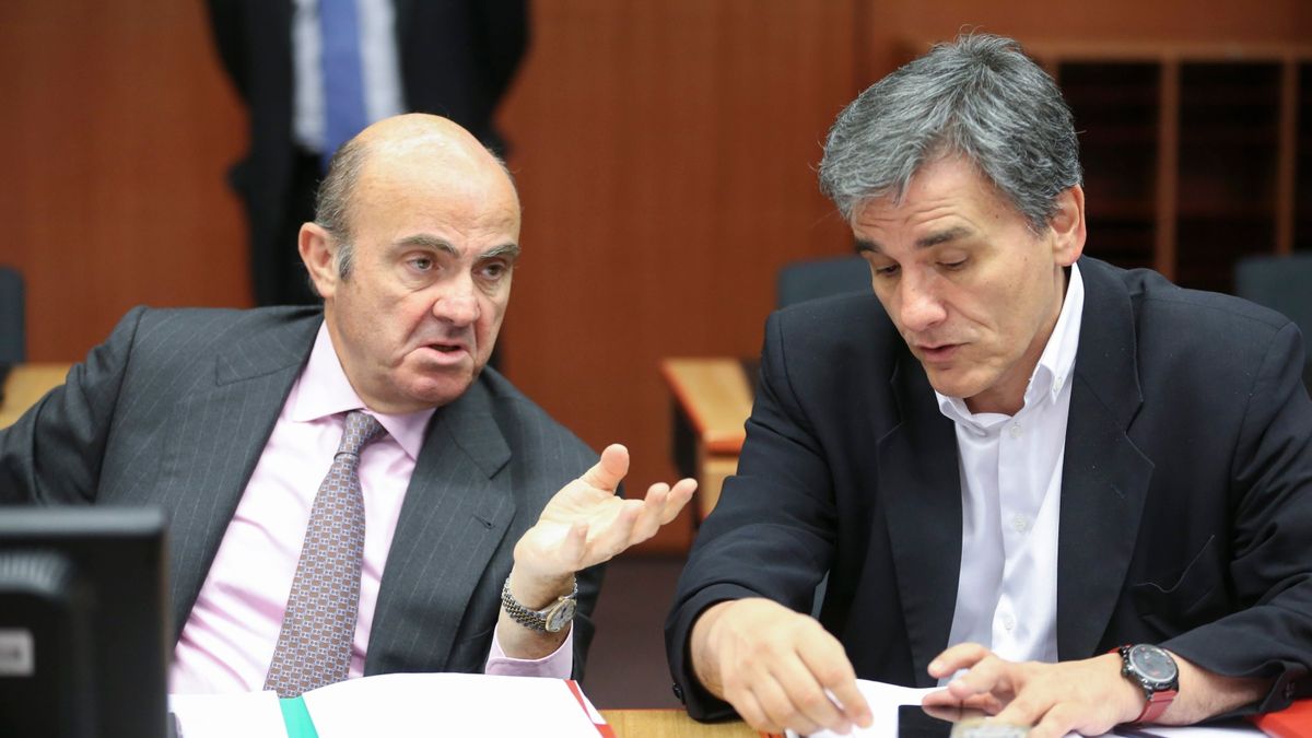 Unijny komisarz, Pierre Moscovici i minister finansów Grecji Eucleidis Tsakalotos