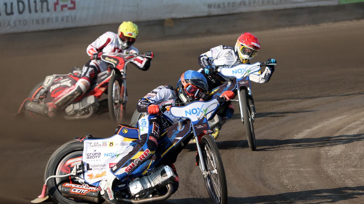 WP SportoweFakty / Małgorzata Cieśluk / Na zdjęciu: Joel Kling [n], Dawid Lampart [cz], Timo Lahti [ż]