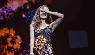 Padł na kolano na koncercie. Romantyczny moment na Narodowym