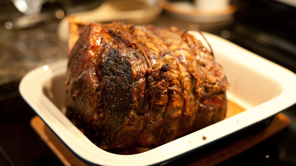 Pieczony udziec wołowy bez kości (samo mięso, II klasa mięsa)