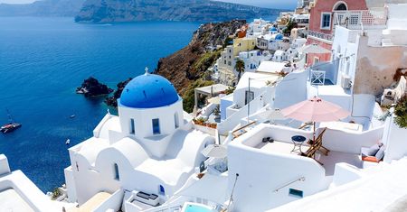 Santorini zamyka szkoły z powodu aktywności sejsmicznej