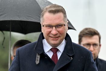 Rewolucja w 800 plus? Tyle kosztowałby pomysł Czarnka