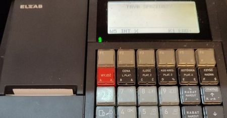 Przekręt kasjerki z Jaworzna. Ponad 3 tysiące zarzutów