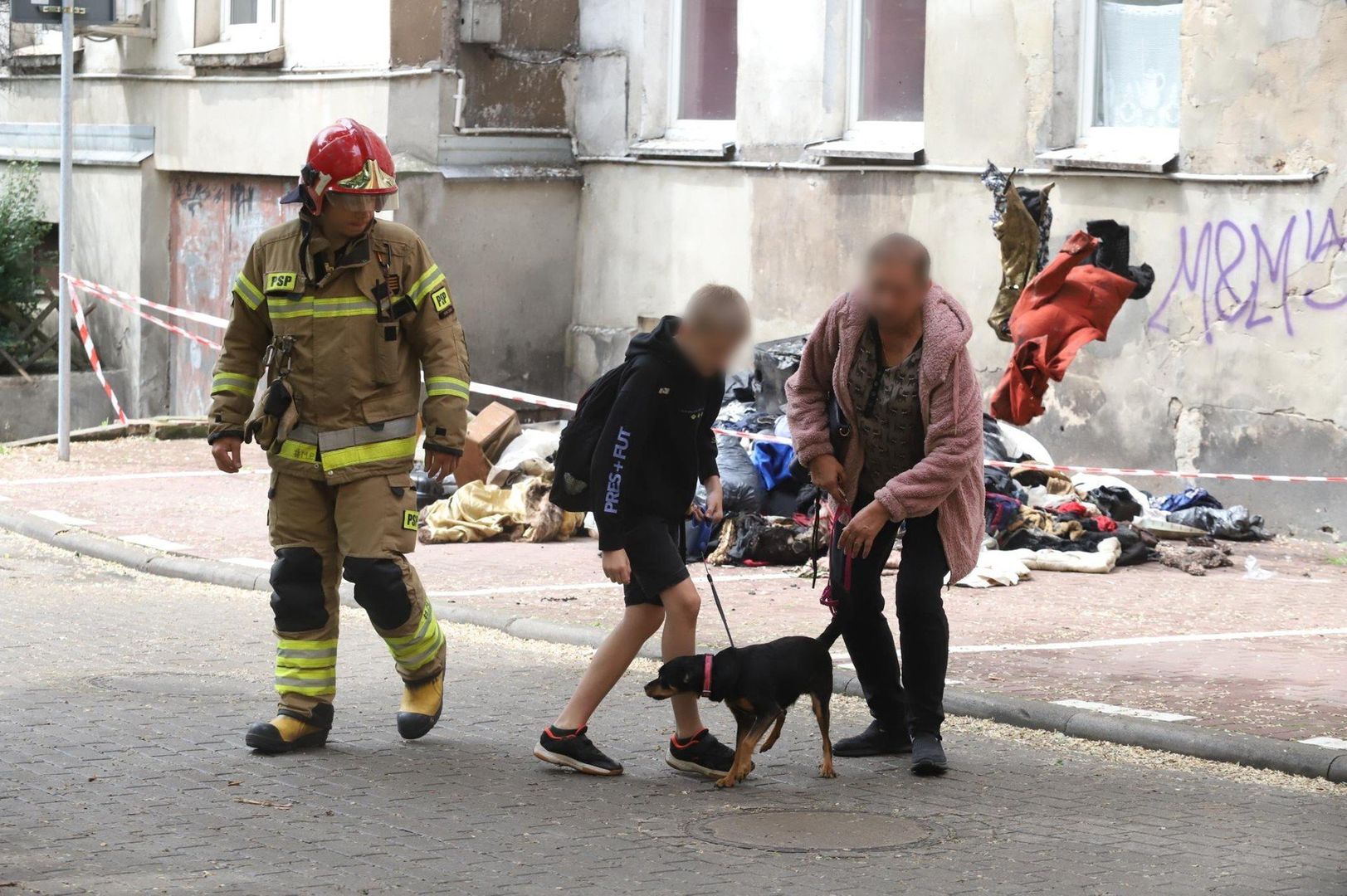 30.05.2025 r. Pożar w kamienicy przy skrzyżowaniu Chrobrego i Jagiellończyka.