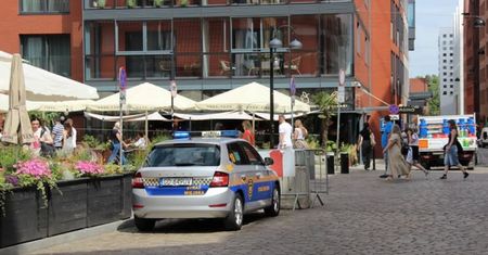 Urządzili piknik. Zapłacili cudzą kartą. Zatrzymała ich Straż Miejska