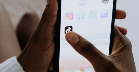 Tik Tok pozywa rząd Stanów Zjednoczonych. Czy platforma znikanie z USA?