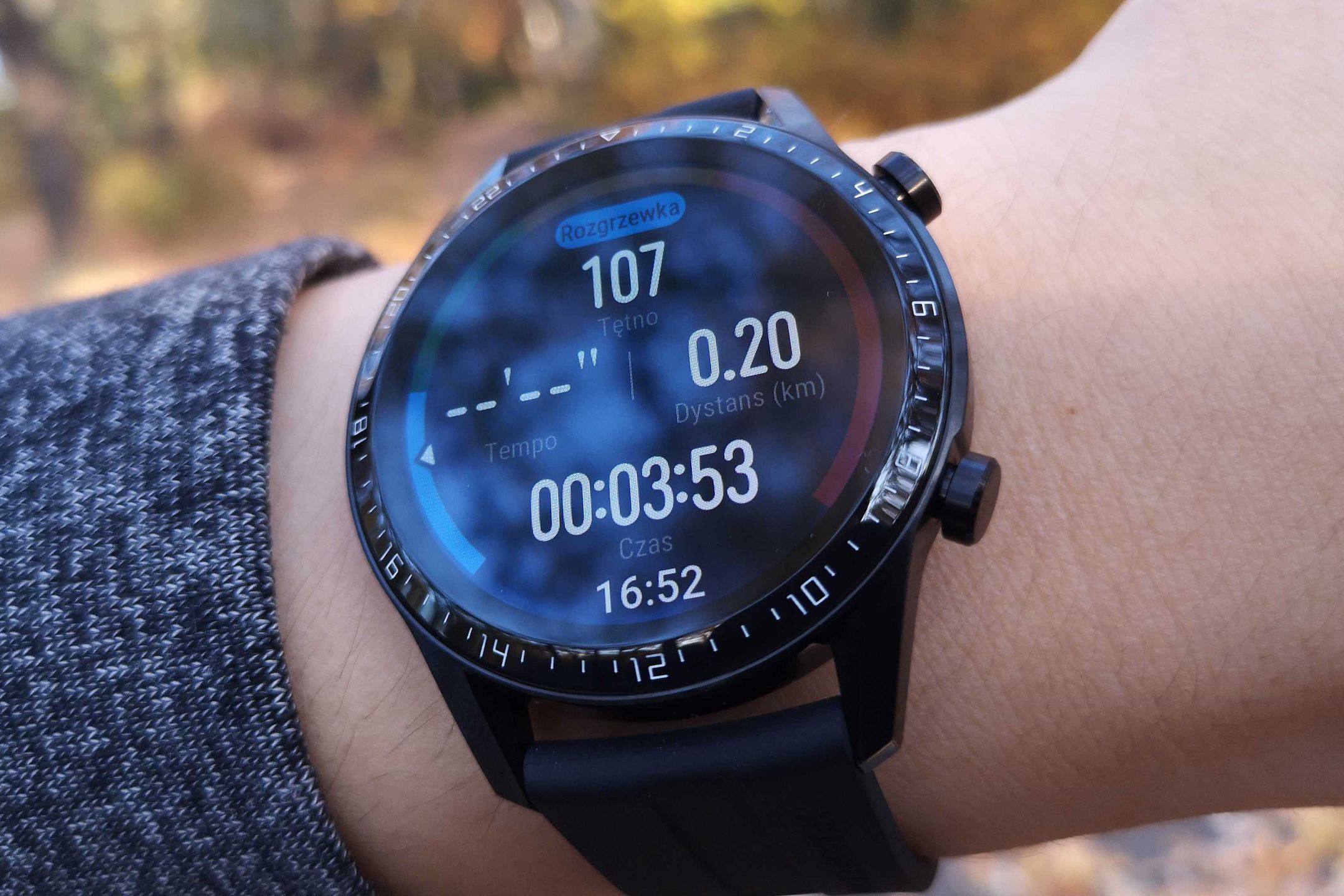 Jak działa smartwatch? Wyjaśnienie połączenia ze smartfonem i internetem 3