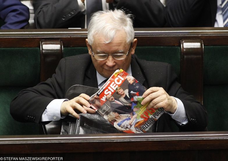 2 mln rocznie na gazety dla resortu. Wśród nich "Wiara, Patriotyzm i Sztuka" oraz "Niedziela"