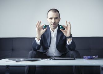 Spółka dnia: Duży spadek cen akcji na debiucie