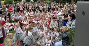 Całe rodziny bawiły się na festynie w przedszkolu w Lesznie