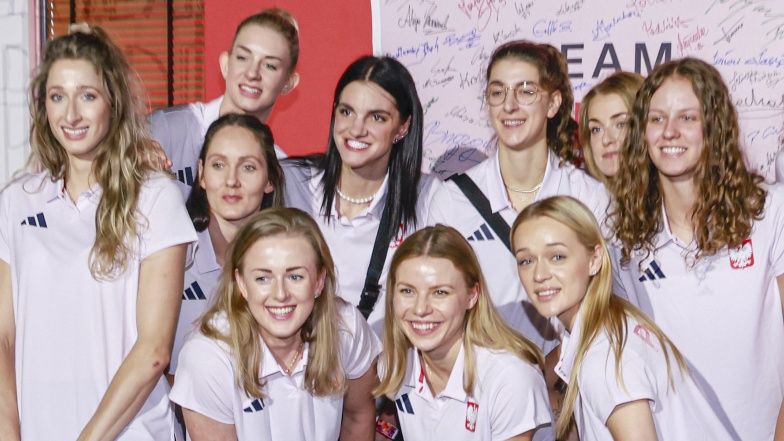 Siatkarki podczas ślubowania Olimpijskiej Reprezentacji Polski