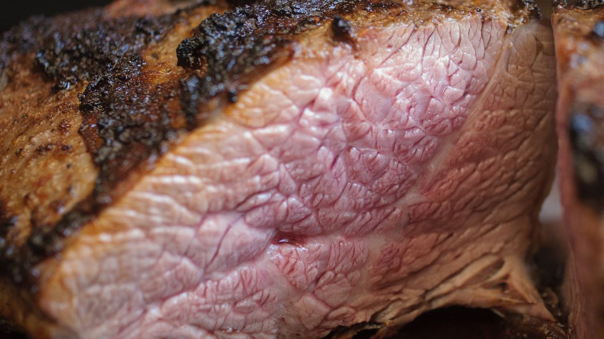 Pieczona wołowina krzyżowa (mięso i tłuszcz, II klasa mięsa)