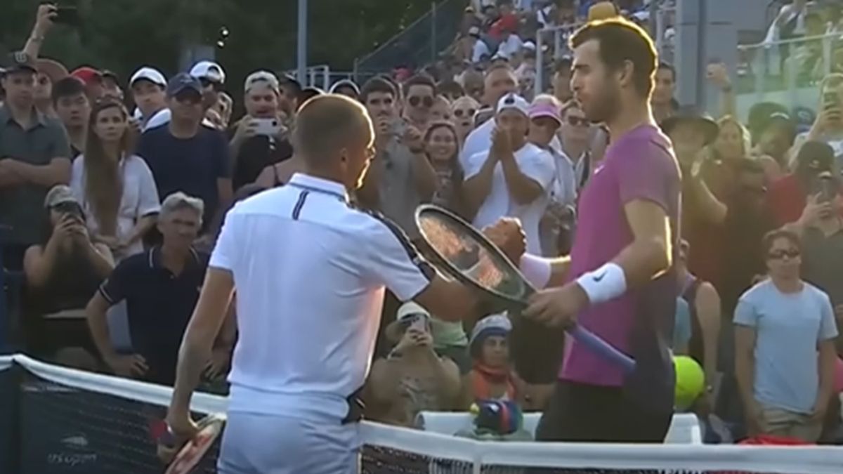 YouTube / US Open Tennis Championships / Na zdjęciu: Karen Chaczanow i Dan Evans po historycznym meczu na US Open