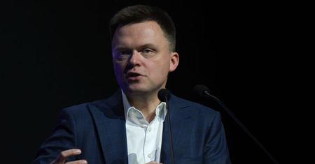 Wciąż trwa pierwsze posiedzenie Sejmu. Dlaczego? Hołownia zabrał głos