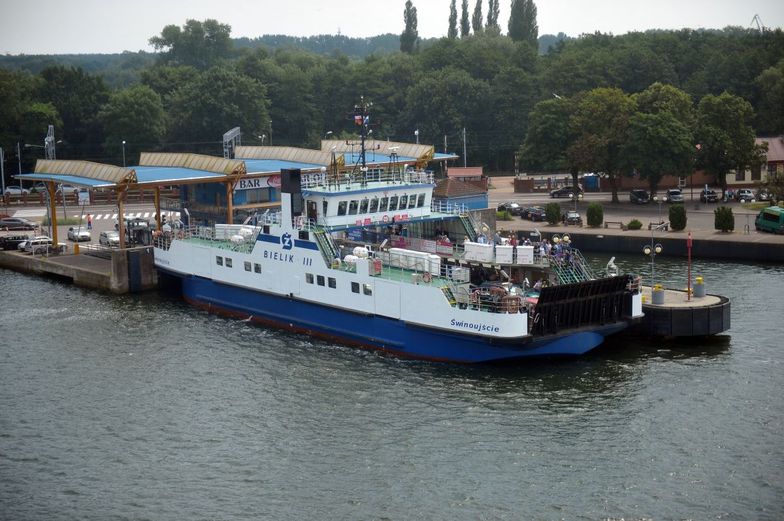 Korki przed śwonujskimi promami mogą skończyć się po 2022 r.