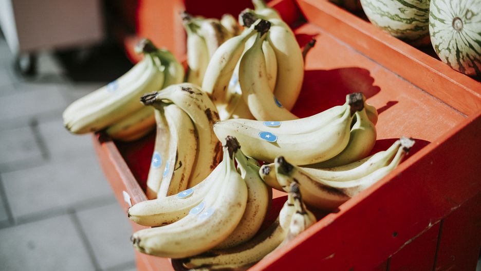 Banany w skrzynce