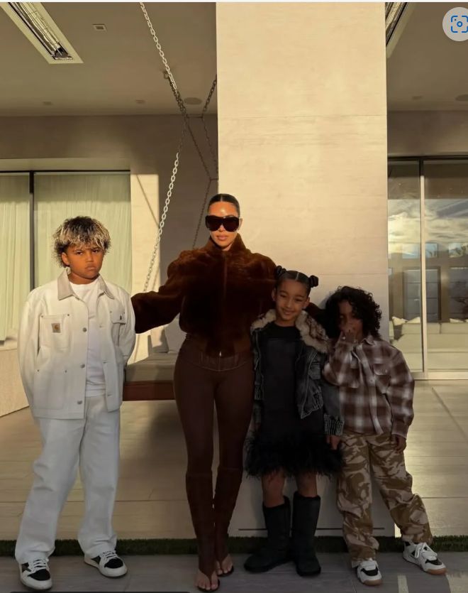 Kim Kardashian z dziećmi