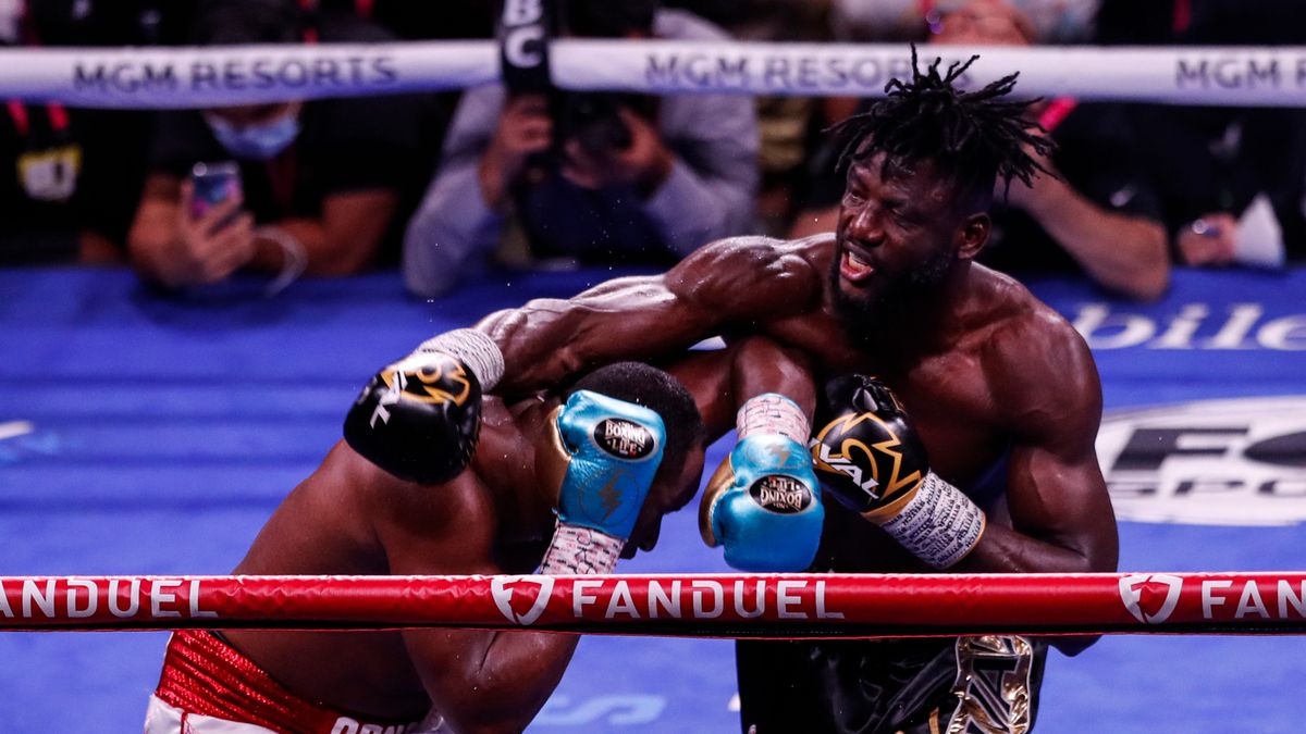 PAP/EPA / ETIENNE LAURENT / Na zdjęciu: Efe Ajagba vs Frank Sanchez