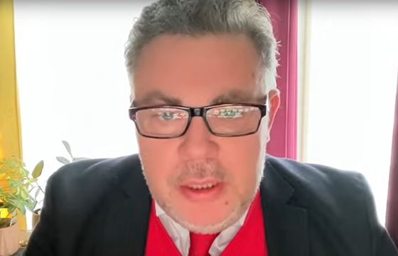 Jak zostać dziennikarzem bez redakcji? Niebezpieczny przypadek Tomasza Wiejskiego