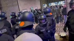 Niemcy. Ponad 50 osób rannych w starciu z policji z kibicami