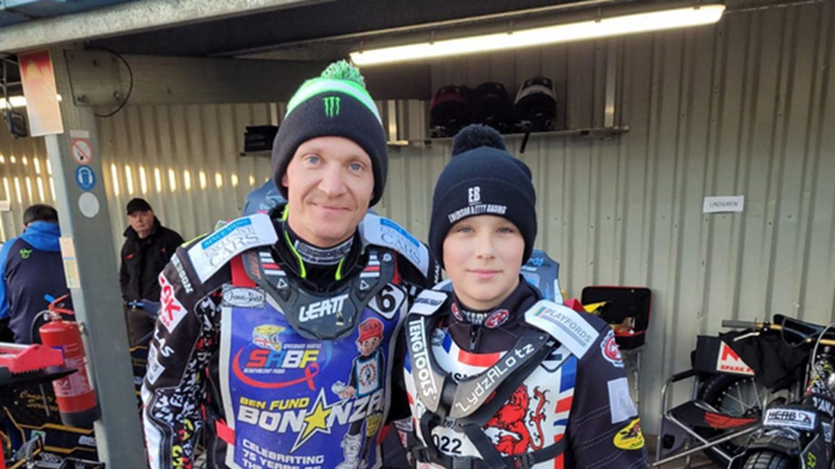 Facebook / Emerson Betty Racing #2 / Na zdjęciu: Emerson Betty (z prawej)