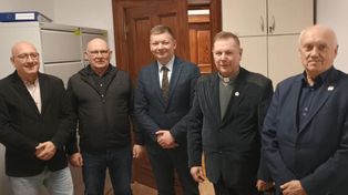 Legnica: Wiceminister Michał Syska spotkał się z dawnymi opozycjonistami