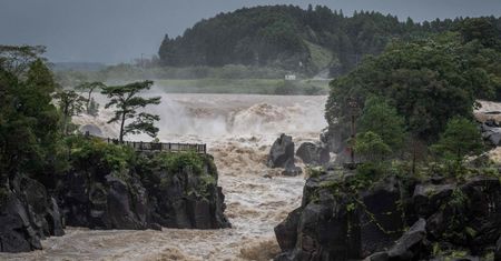 Japonia w strachu. 9 mln ludzi wezwanych do ewakuacji
