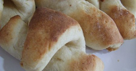 Bułki bezglutenowe pełnoziarniste ze skrobi z tapioki i mąki z ryżu brązowego