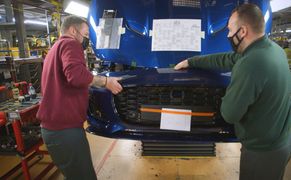 BBC Brit Jak powstaje samochód 2