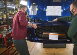 BBC Brit Jak powstaje samochód 2