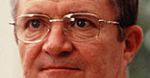 Przewidywalny asekurant Jim Broadbent