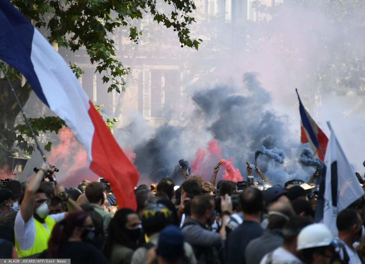 Paryż. Protest "żółtych kamizelek". Setki demonstrantów zatrzymanych