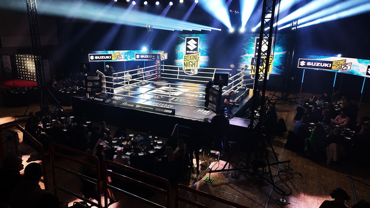 Zdjęcie okładkowe artykułu: Materiały prasowe / Na zdjęciu ring Suzuki Boxing Night