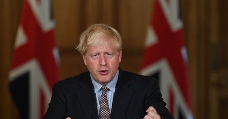 Koronawirus. Anglia wraca z ograniczeniami. Boris Johnson ostrzega przed drugim lockdownem