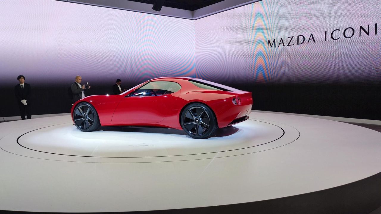 Mazda's Iconic SP is a perfect modern rendition of the RX-7