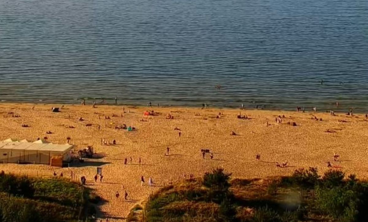 To nie fotomontaż. Była godz. 18:56. Kadr znad Bałtyku