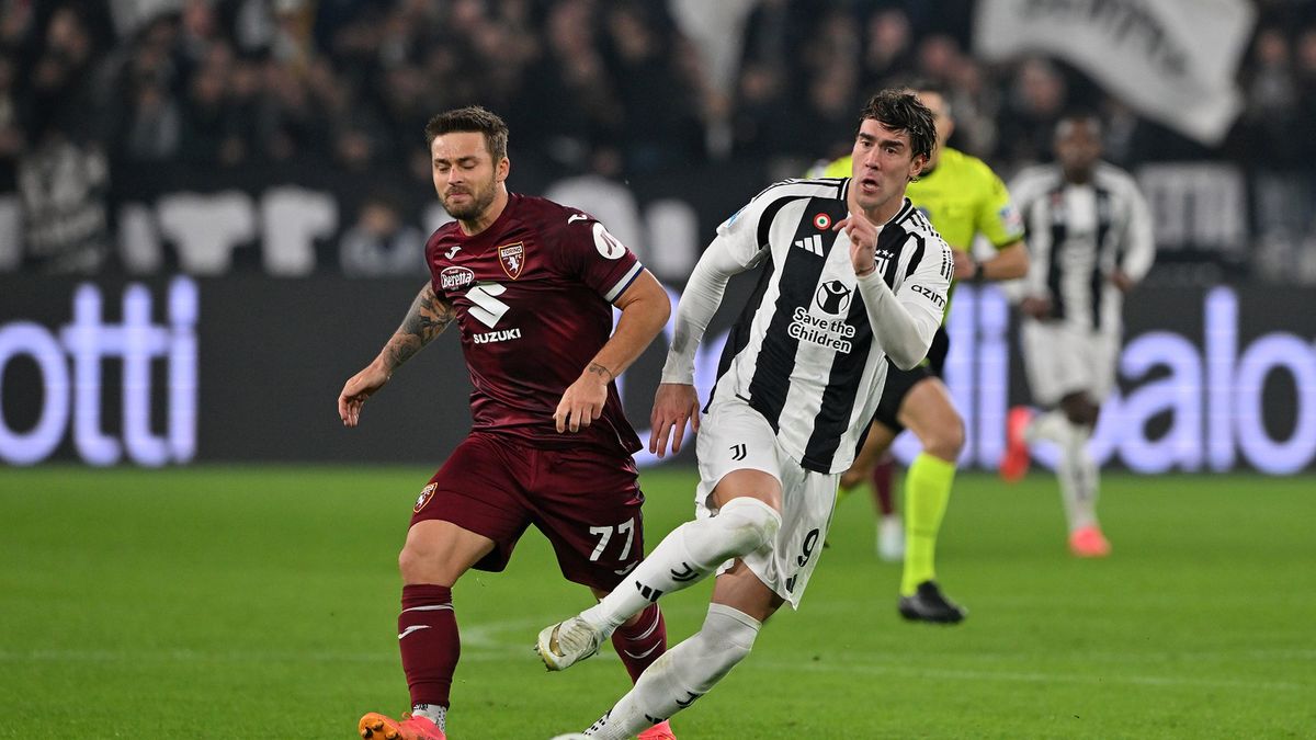 Getty Images / Chris Ricco - Juventus FC / Na zdjęciu: Karol Linetty i Dusan Vlahović