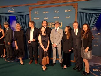 Warszawa: Wielka premiera w Teatrze Polskim. Nowy serial światowej platformy i plejada gwiazd. Byliśmy na miejscu