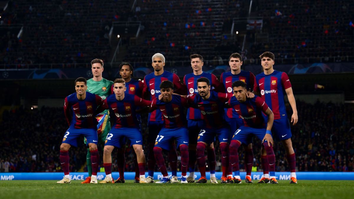 Zdjęcie okładkowe artykułu: Getty Images / Nicolò Campo/LightRocket  / Na zdjęciu: piłkarze FC Barcelony