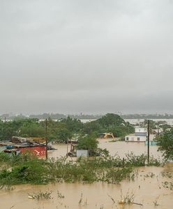 Wietnam zmaga się z rekordową powodzią. 35 osób nie żyje