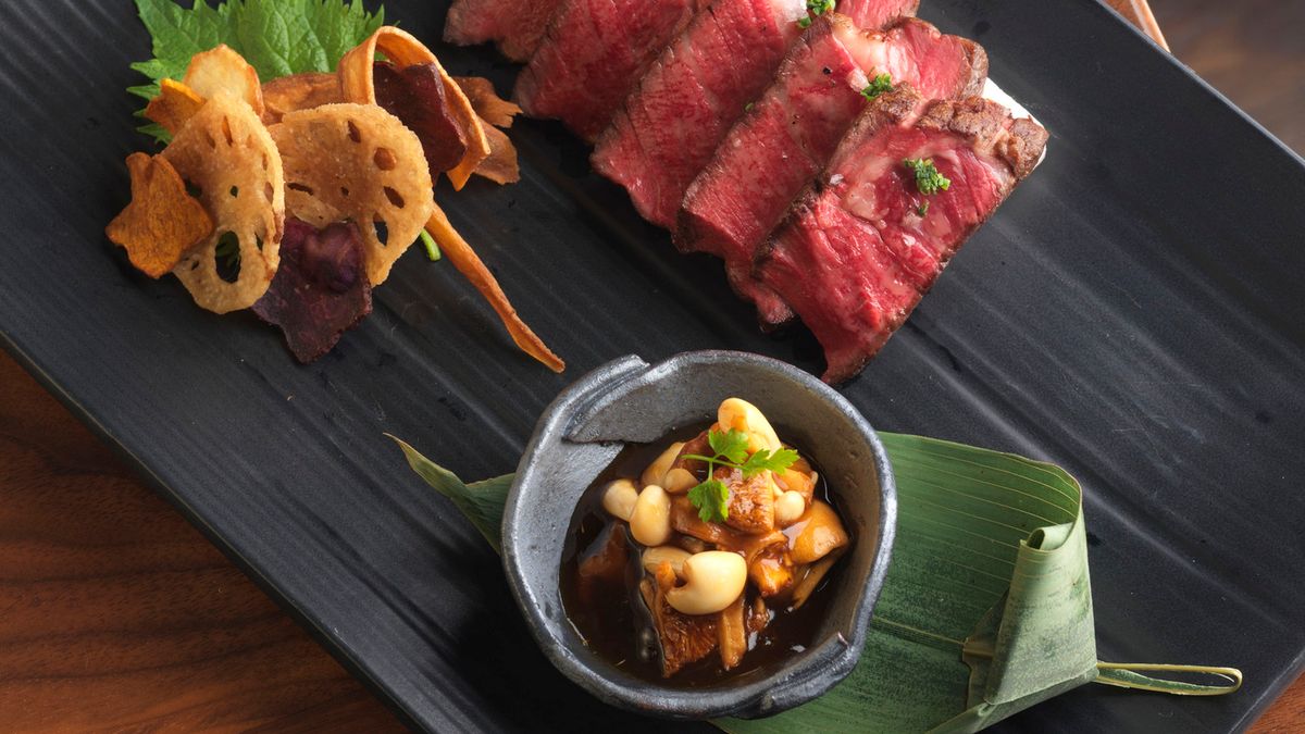 Szybko smażona polędwiczka z wołowiny nowozelandzkiej (samo mięso)