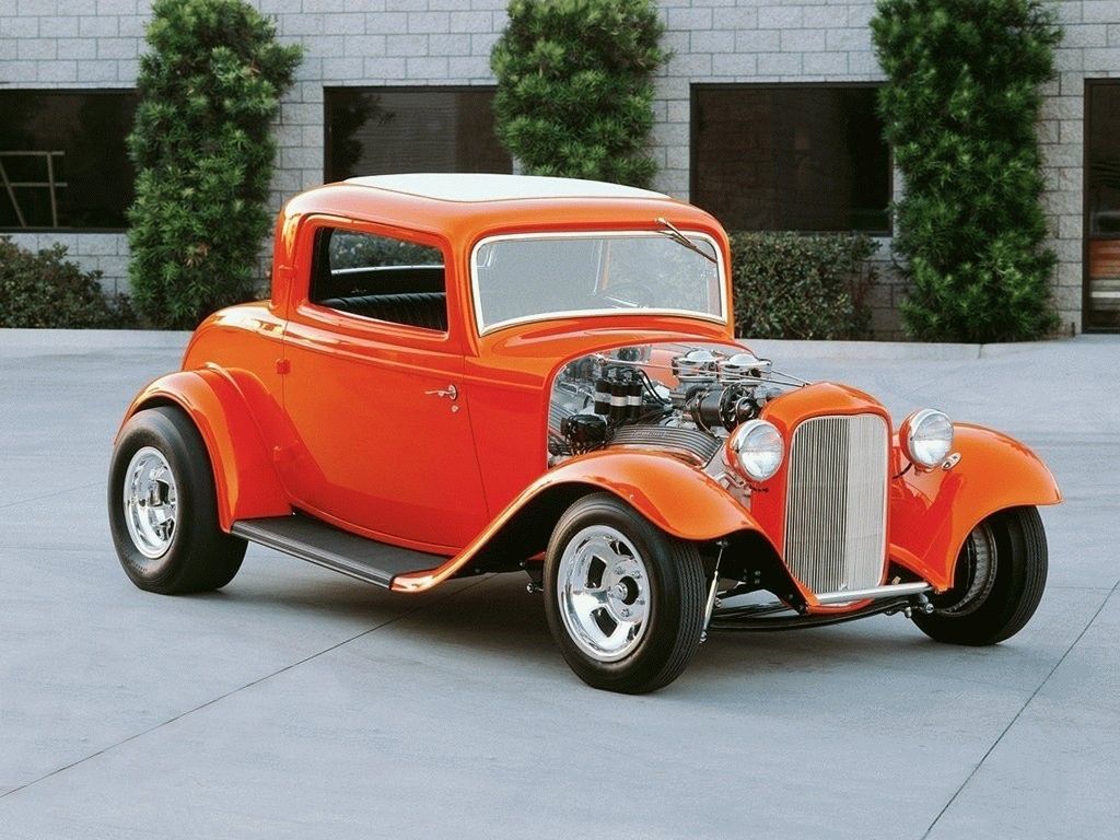 Hot Rod (fot. fondos-de-pantalla-gratis.com)