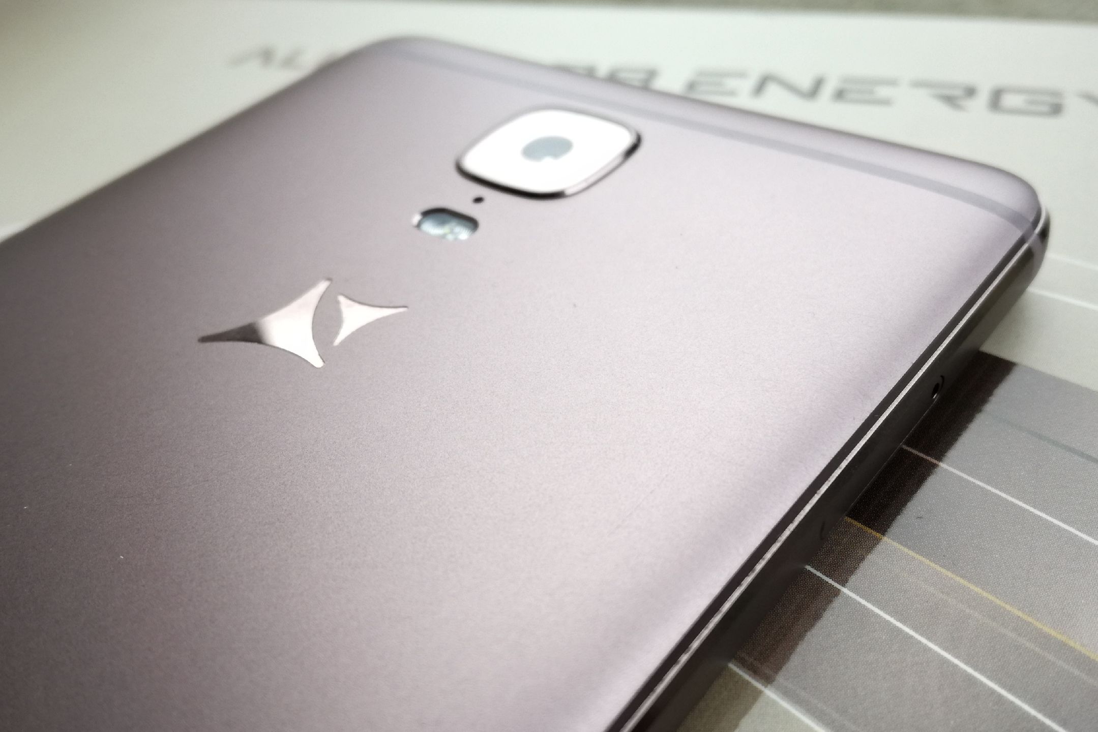 Test Allview P9 Energy – pięknego smartfonu o długim czasie pracy w absurdalnej cenie 3