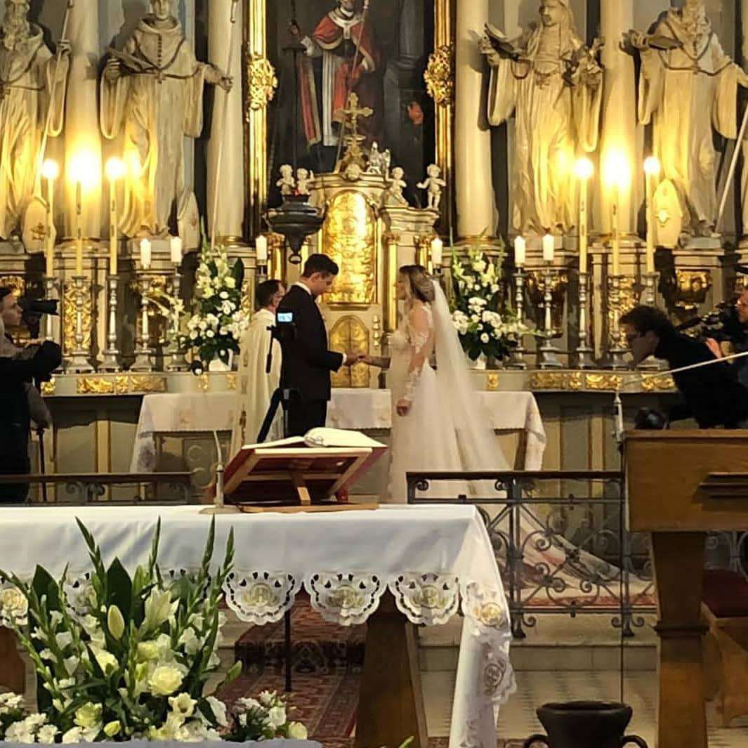 Małgosia i Paweł w trakcie ślubu