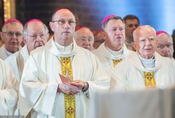 "Godne pożałowania". Znany duchowny o postawie biskupów