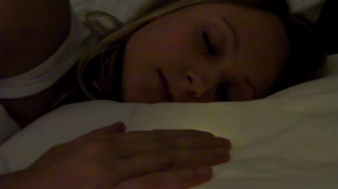 Pillow Talk umili rozłąkę z ukochanym. Bicie serca na odległość 1