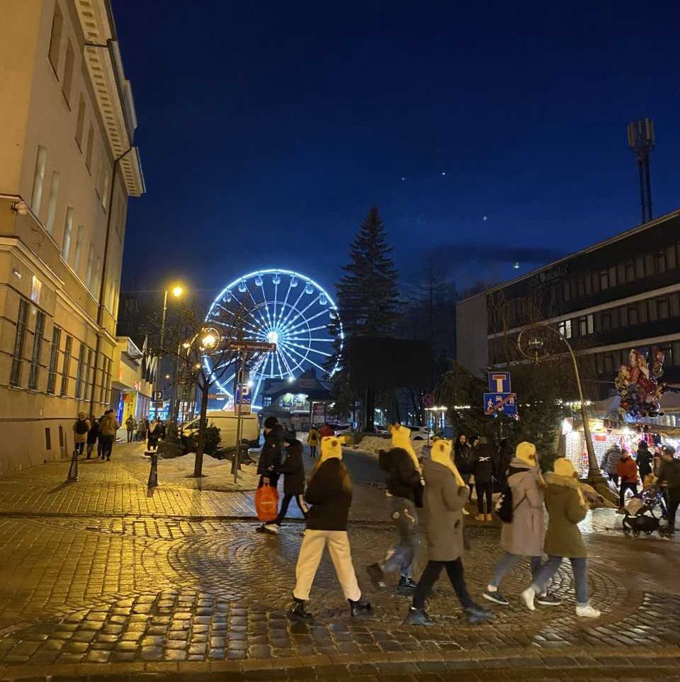 Na Krupówkach turystów nie brakuje 