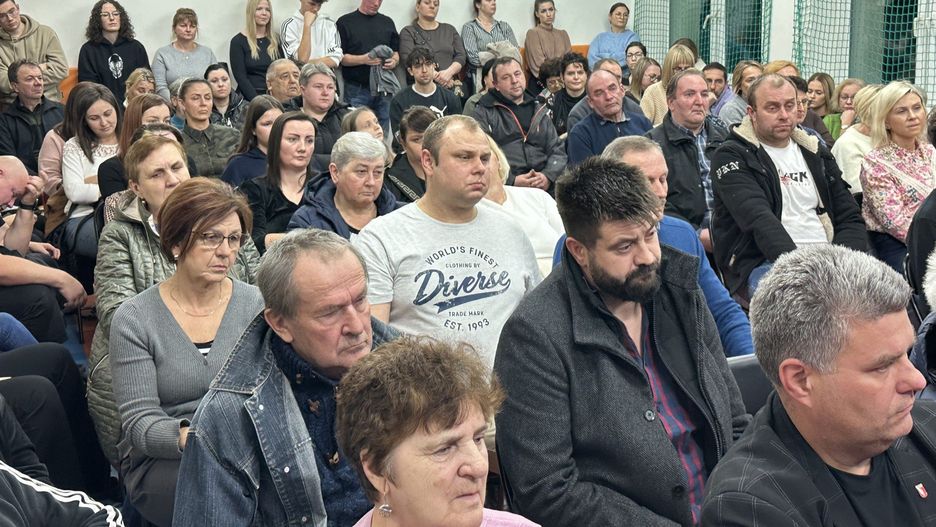 W Sieńcu odbyło się spotkanie w sprawie przyszłości tutejszej podstawówki