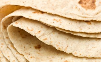 Polacy się zajadają, bo myślą, że są zdrowe. Nieporozumienie